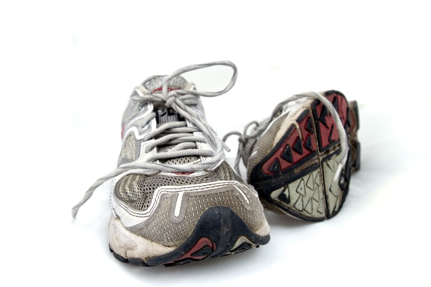 5 Signs You Need New Running Shoes + Tips on Tracking Miles